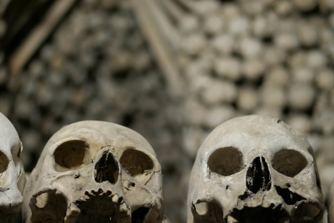 Totenköpfe. Sedletz-Ossarium. Kutna Hora, Kuttenberg