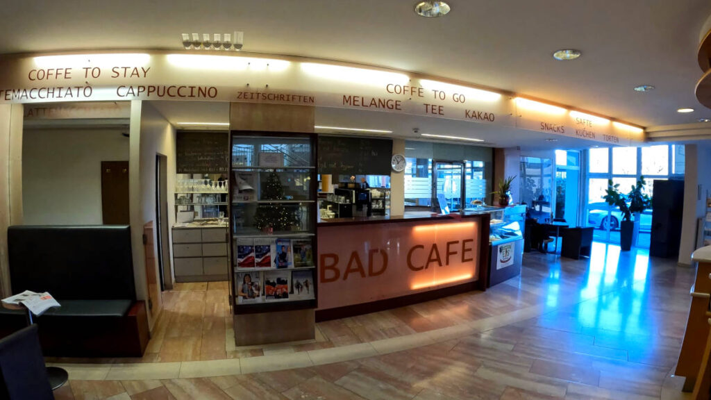 Bad Cafe im Urquellbad Warmbad Villach