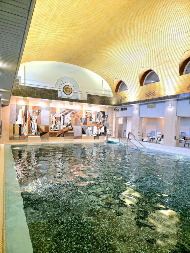 Thermal-Urquellbad in Warmbad-Villach